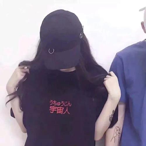 意境唯美时尚美图 真人情侣头像一男一女分开两张