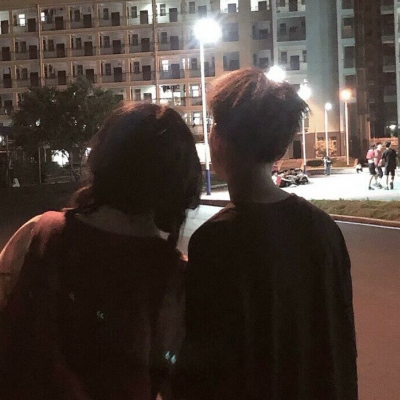 高清超甜的真人学生情侣头像 qq情侣头像学生党一左一右