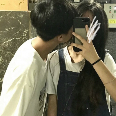 高清超甜的真人学生情侣头像 qq情侣头像学生党一左一右