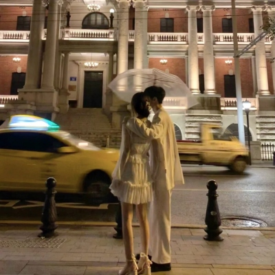 高清好看的真人浪漫情侣头像通用图片 精美黑白系列头像情侣真人