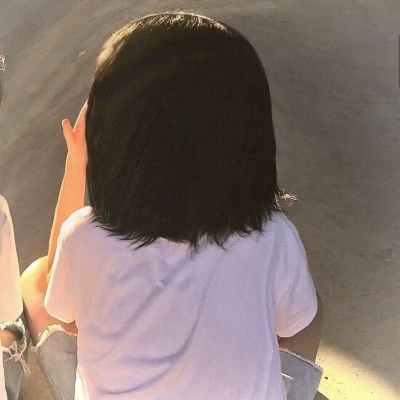 彼方尚有荣光在 少年不惧日月长