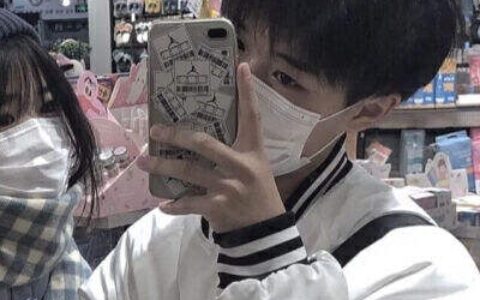 发糖咯 情侣头像亲密略污真人