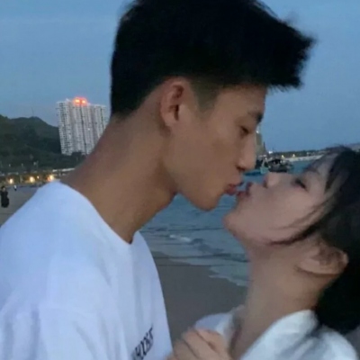 双人情侣头像超甜一对两张真人图片