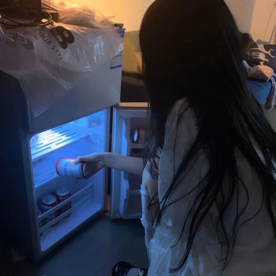 高清甜蜜刺激一点的情侣头像真人图片 情侣头像暧昧真人