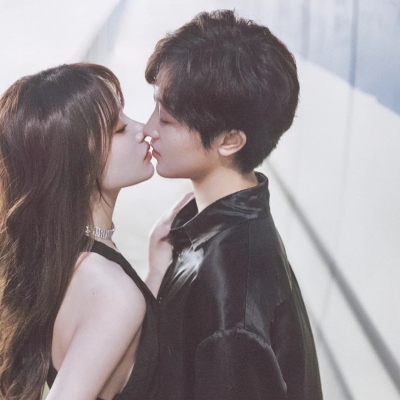帅哥美女男女合照图片头像 情侣头像双人合照图片