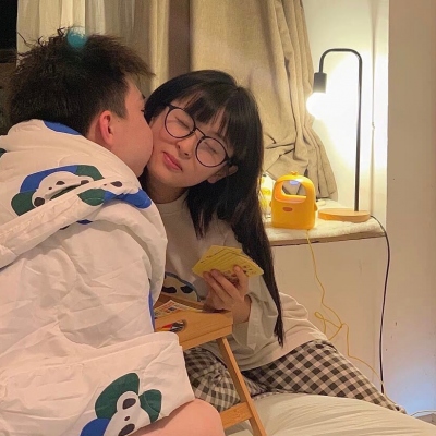 高清好看真人情侣头像撒狗粮图片 恩爱情侣撒狗粮头像