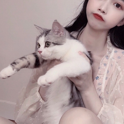 高清好玩女生家庭地位高的情头图片 显示家庭地位的情侣头像