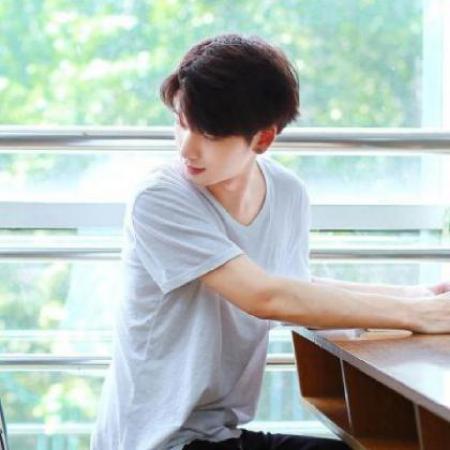 一男一女情头2021背影高清图片 头像图片2021情侣背影