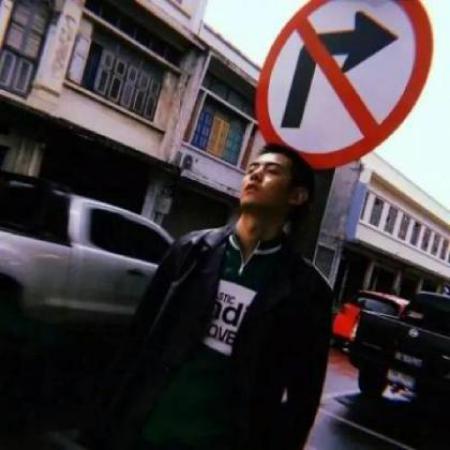 一男一女的2021年成熟最潮情侣头像图片 情侣微信头像2021成熟