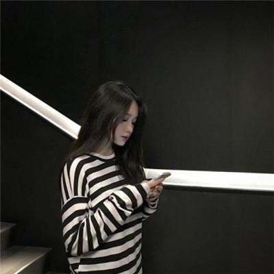 爱情是个磨人的小妖精 一男一女情头2021霸气真人