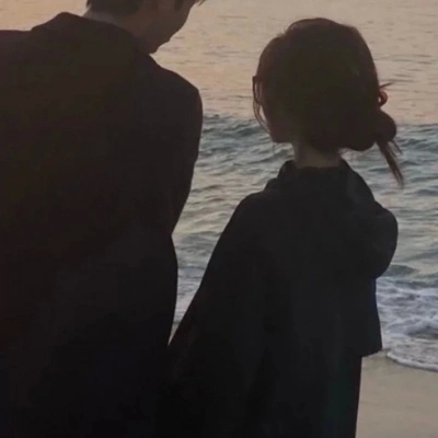 高清唯美的情头夕阳侧脸一男一女图片 情侣头像侧脸黄昏