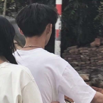 高清双人网图情侣头像真人一左一右 情侣好看头像真人网图