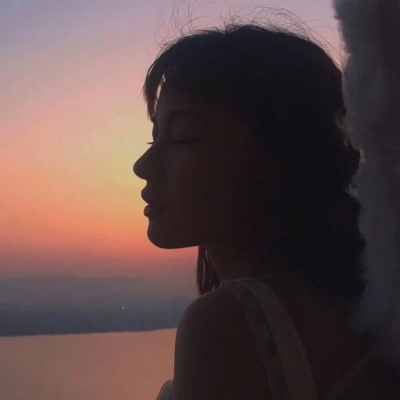 高清一左一右有意境文艺范情侣头像图片 文艺范儿情侣头像