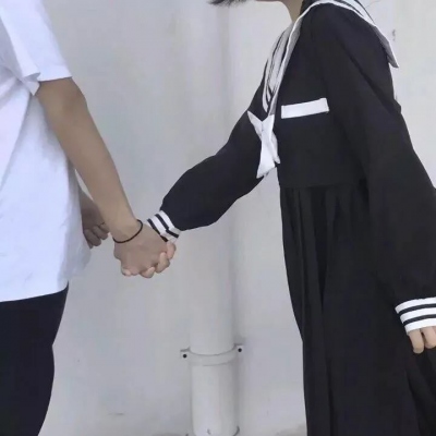 抖音最火两张配对情侣头像图片