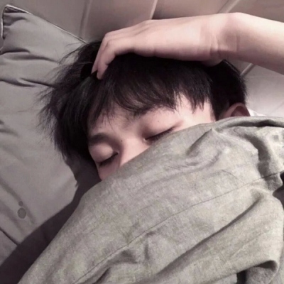 高清一男一女的高级情侣头像单人图片 单人分开情侣头像
