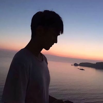 高清单人无缝连接的情侣头像图片 清晰好看的情侣头像一男一女