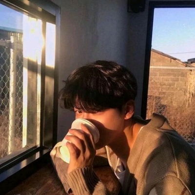 高清单人无缝连接的情侣头像图片 清晰好看的情侣头像一男一女