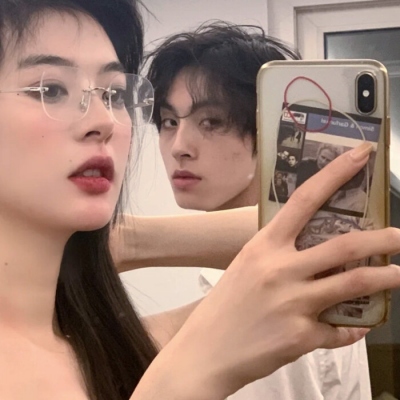 情侣头像一男一女两张真人甜蜜图片