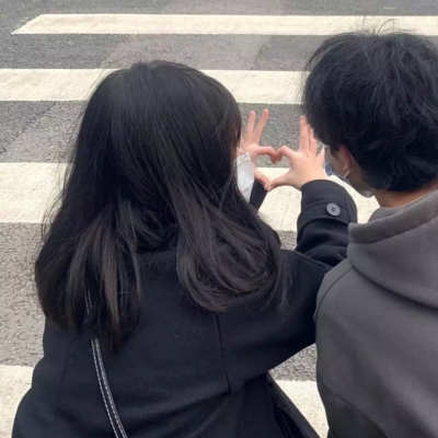 情侣头像2021年的火热的图片