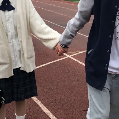 超甜的高逼格情侣头像一左一右高清图片 冷门高逼格头像情侣
