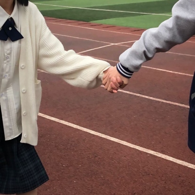 超甜的高逼格情侣头像一左一右高清图片 冷门高逼格头像情侣
