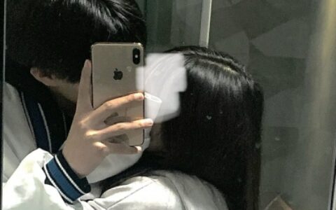 流行情侣头像 双人 甜蜜 今年流行情侣头像最新款
