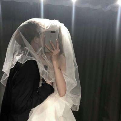 高清浪漫带有婚纱的情侣头像图片 情头婚纱系一左一右