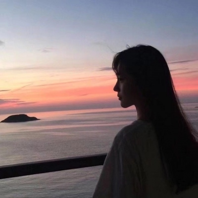 高清一男一女低调看不出来的情侣头像图片 单人不明显情头