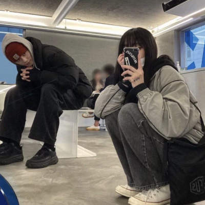 一左一右情侣头像一张两人不烂大街图片 不烂大街的高清情侣头像