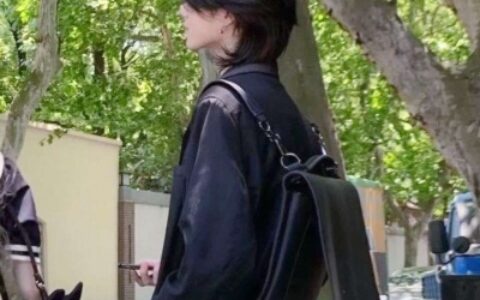 高清2021年最火爆的情侣头像一男一女图片 2021年一男一女情头