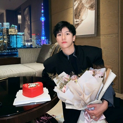 高清一男一女又酷又帅情侣头像图片 爆款情头
