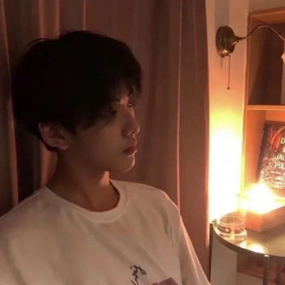 高清一男一女又酷又帅情侣头像图片 爆款情头