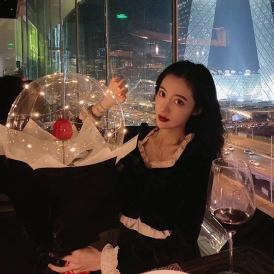 高清一男一女又酷又帅情侣头像图片 爆款情头
