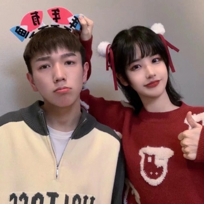 辣眼睛的情侣头像男女高清图片