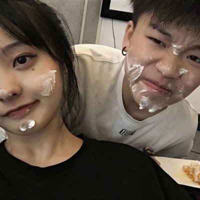高清好看的ins高级质感情侣头像图片 ins头像潮图情侣