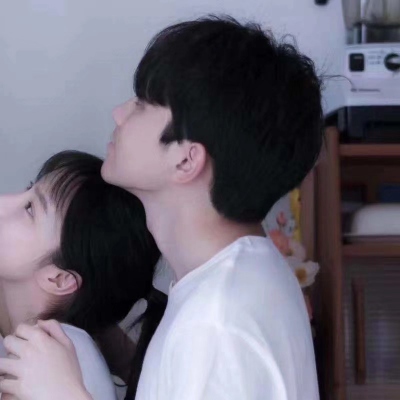 高清好看的高清帅哥美女情侣头像图片 美女帅哥甜蜜情侣头像