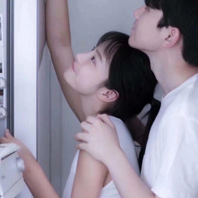 高清好看的高清帅哥美女情侣头像图片 美女帅哥甜蜜情侣头像