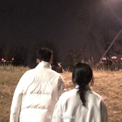 高清超甜的情侣情头专用双人背影图片 情头双人两张背影