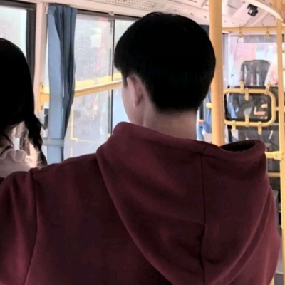 不露脸 超级甜而且明显的真人情头图片