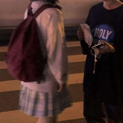 高清一对两张的酷甜情头图片 全糖甜情头