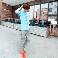 一男一女 一左一右 qq情侣头像一对两张唯美
