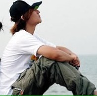 一男一女 一左一右 qq情侣头像一对两张唯美