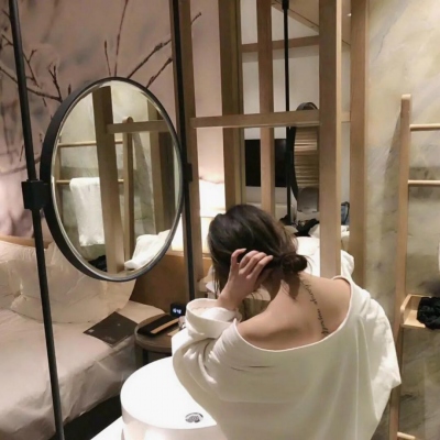 高清情侣风格明显的情头图片 不同风格的情头