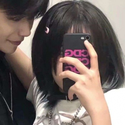 高清超宠溺摸头情侣头像真人无水印图片 超宠溺情侣头像抖音