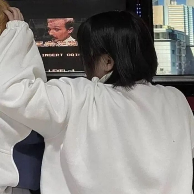 高清情头真人情侣不露脸可爱图片 超宠情头不露脸
