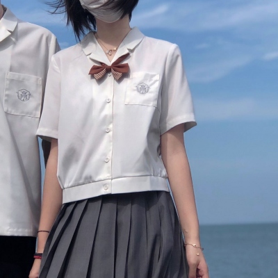 高清不露脸的制服情头jk图片 jk男女情头