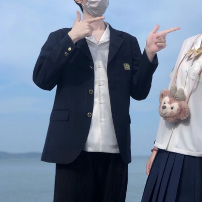 高清不露脸的制服情头jk图片 jk男女情头