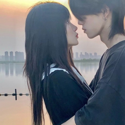 高清超甜的帅哥美女cp头像图片 情侣美女帅哥头像