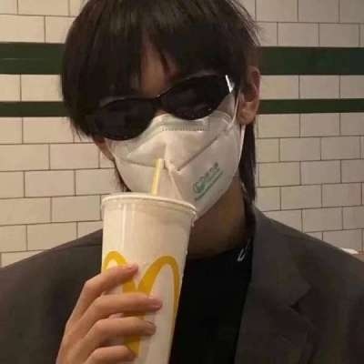 高清一男一女最不明显的情侣头像图片 情侣头像不明显的