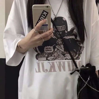 高清一男一女最不明显的情侣头像图片 情侣头像不明显的